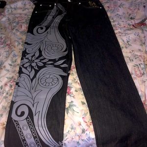 I ordered the wrong size and looking to sell Custom 501s